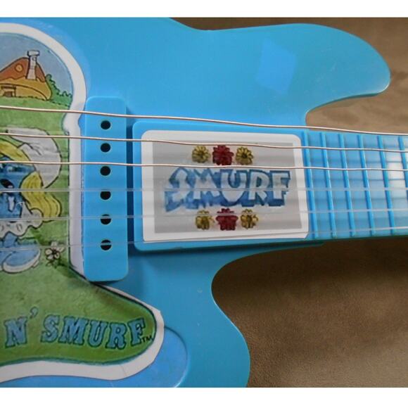 Rare Rock 'N Smurf Blue Toy Guitar Vintage 1982 Musical Instrument Restored READ - Picture 4 of 11